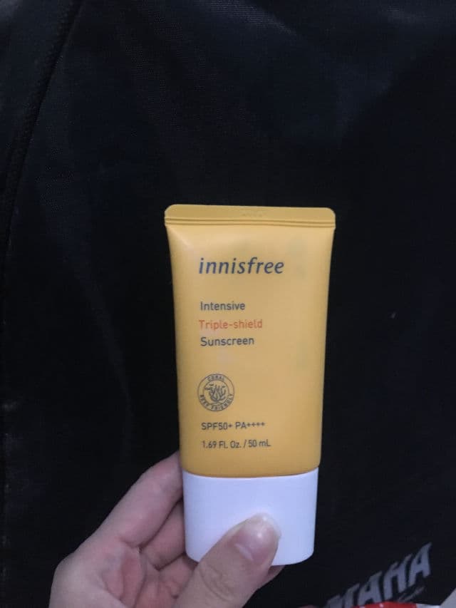 INNISFREE Intensive Triple Care Sunscreen SPF50+ PA++++ review photo by Steffitsiregar