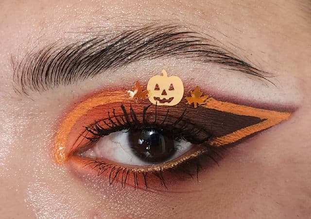 Blend Bunny Cosmetics Surge Palette review photo by hannahliz