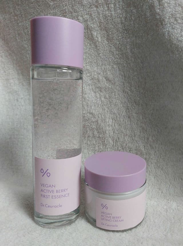 Vegan Active Berry Lifting Cream product review