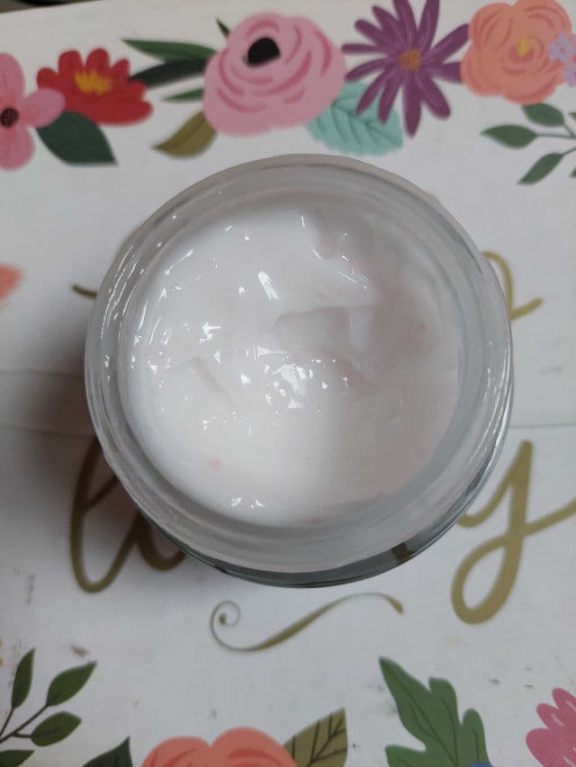 Vegan Active Berry Lifting Cream product review