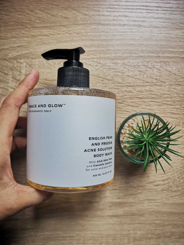 Grace and Glow English Pear and Freesia Acne Solution Body Wash review photo by mandystef
