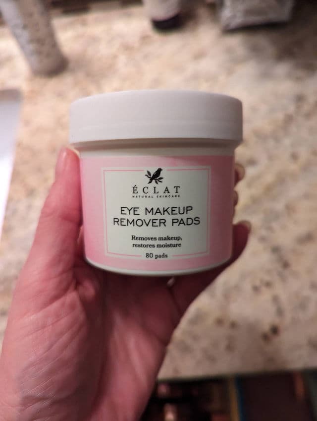 Eclat Eye Makeup Remover Pads review photo by SandraG