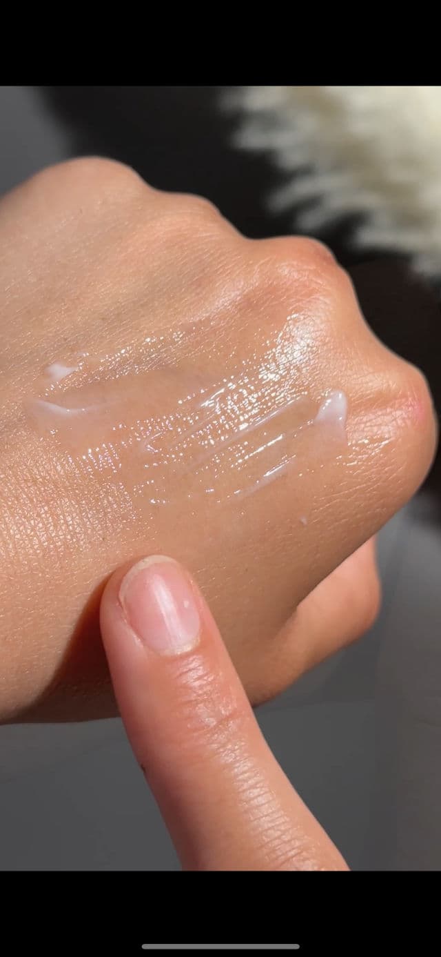 HaruHaru WONDER Centella 5% Niacinamide Radiance Gel Cream review photo by skincare12