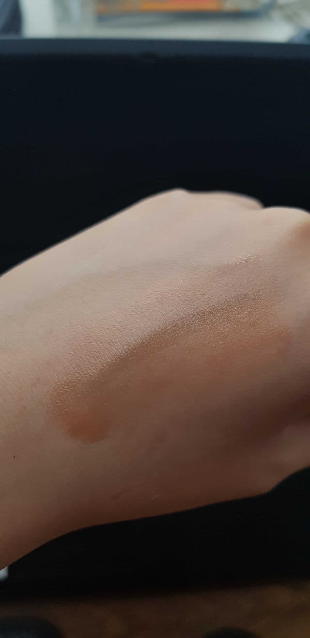 NARS Afterglow Lip Balm review photo by aoabjk
