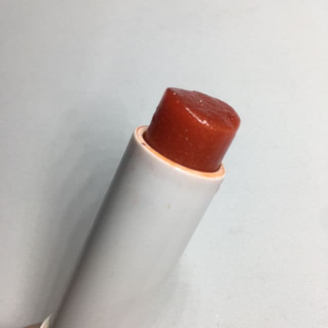 Nivea Strawberry Shine Lip Balm review photo by kyzpcy