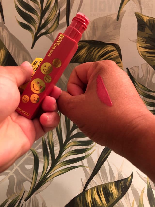 Maybelline Super Stay Matte Ink Liquid Lipstick review photo by Pixiesnewlife
