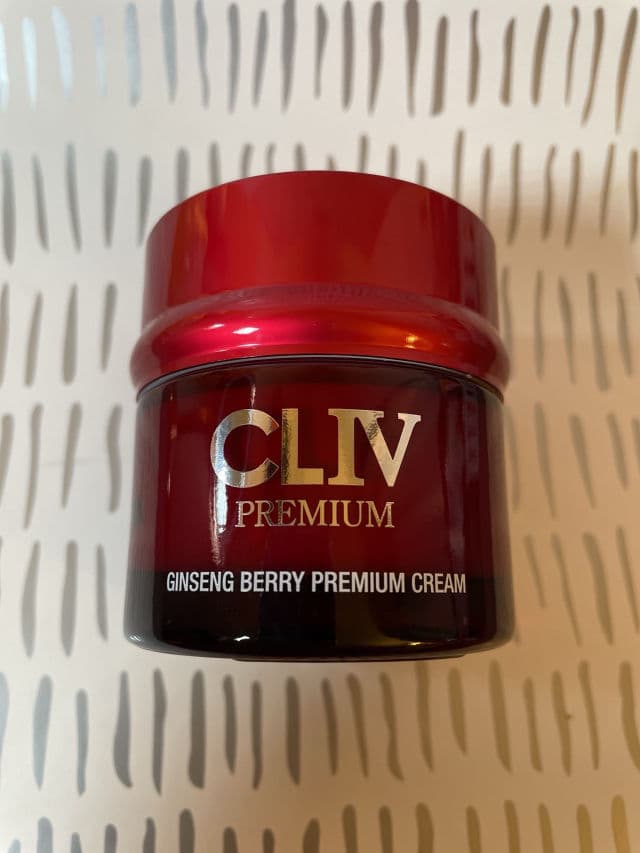 CLIV Ginseng Berry Premium Cream review photo by Pixiesnewlife