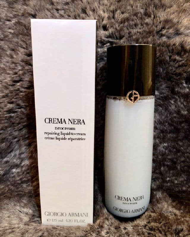 Giorgio Armani Crema Nera Neocream review photo by Pixiesnewlife