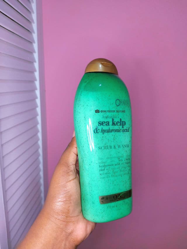 OGX Hydration + Sea Kelp, Hyaluronic Acid Scrub & Wash review photo by Dailydoseofselfcare