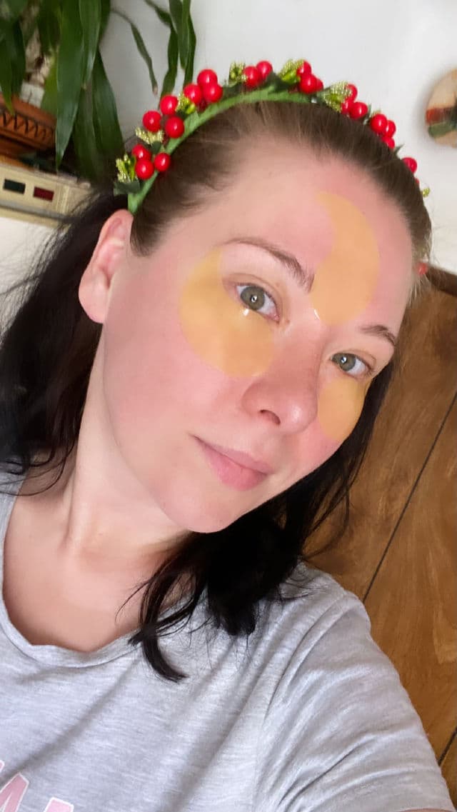 Petitfee Chamomile Lightening Hydrogel Eye Mask review photo by ohohbeauty