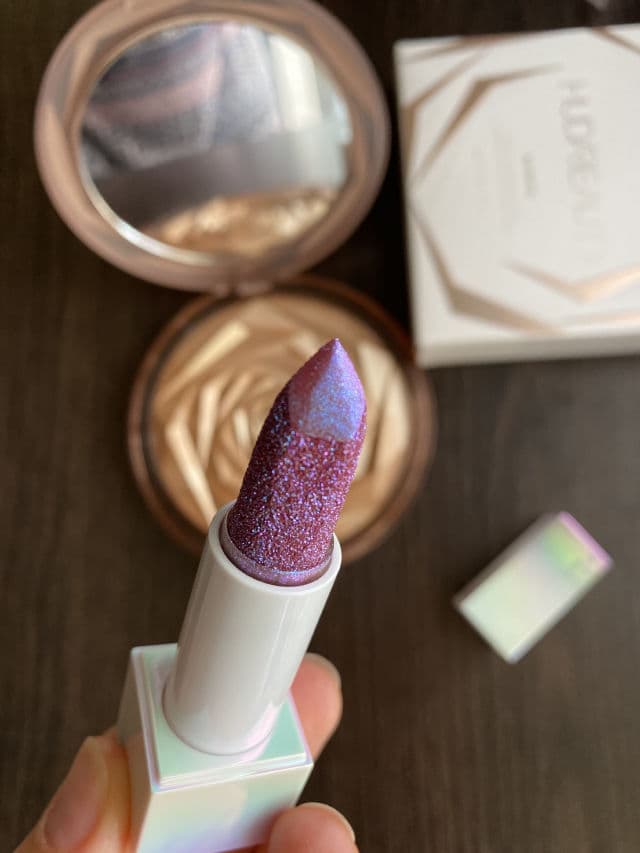 Huda Beauty Diamond Hydrating Lip Balm review photo by ohohbeauty