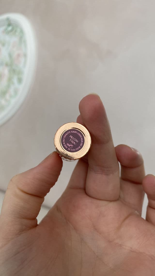 Charlotte Tilbury Pillow Talk  review photo by ohohbeauty