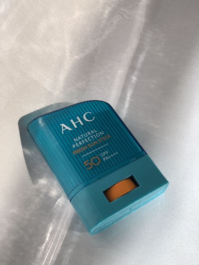 AHC Natural Perfection Fresh Sun Stick SPF50+ PA++++ review photo by AshAlobba