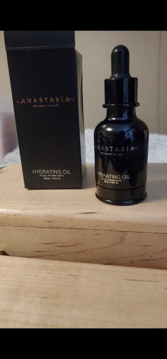 Anastasia Beverly Hills Hydrating Oil review photo by Rosie84
