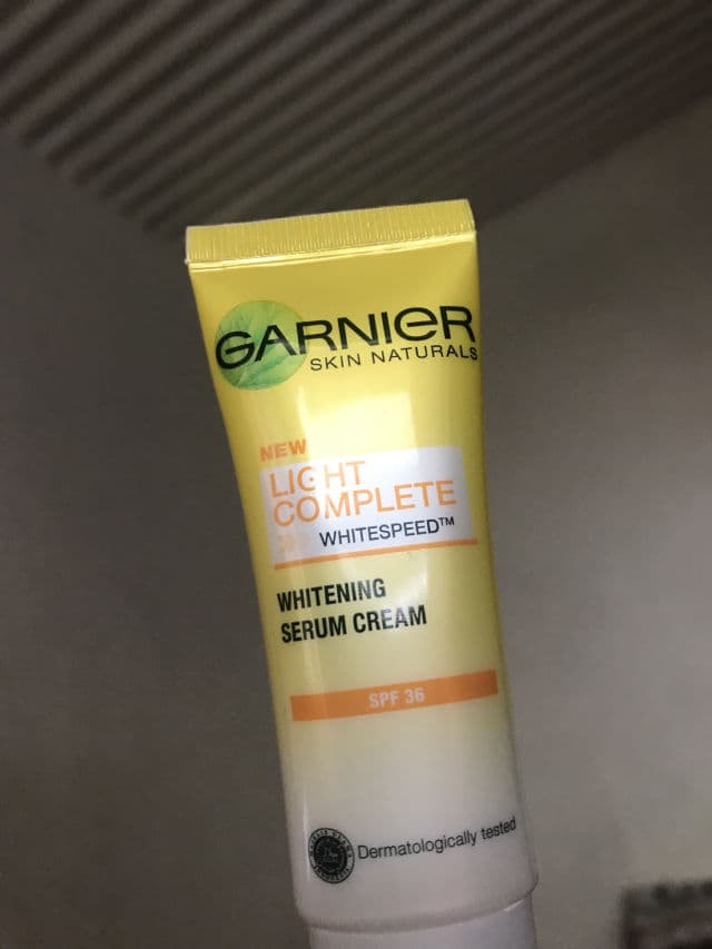 Garnier Light Complete Whitening Serum Cream SPF 36 PA+++ review photo by JrdKylee