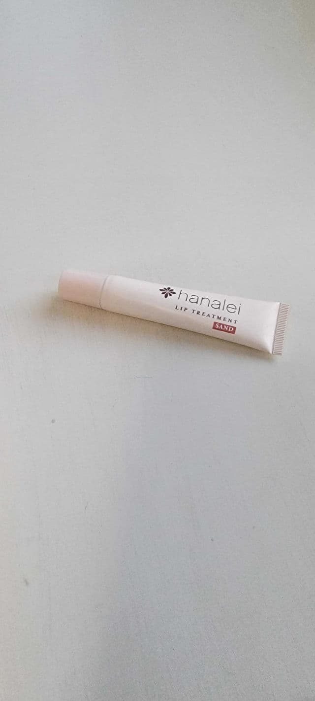 Hanalei Lip Treatment - Sand review photo by Janina2014