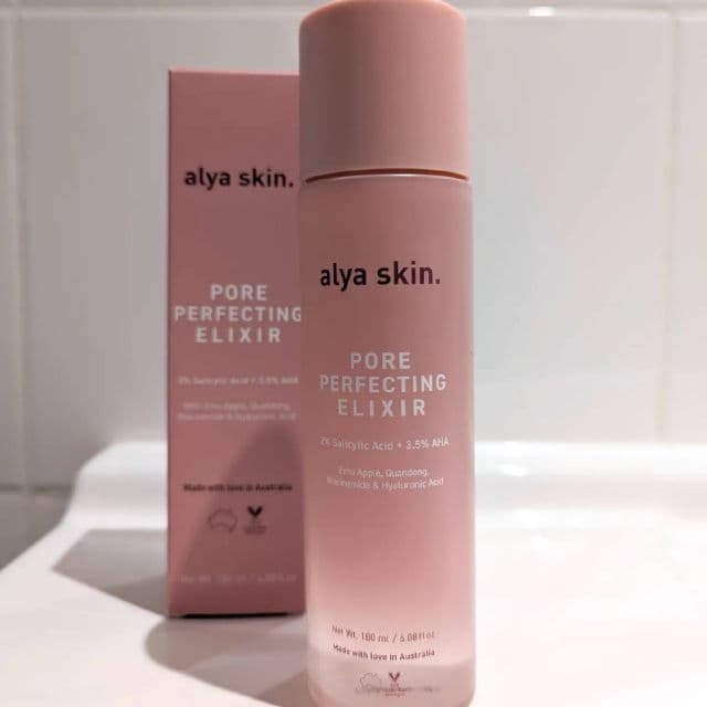 Alya Skin Pore Perfecting Elixir review photo by AllyOlly