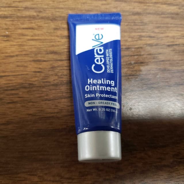 CeraVe Healing Ointment review photo by Sindamiller