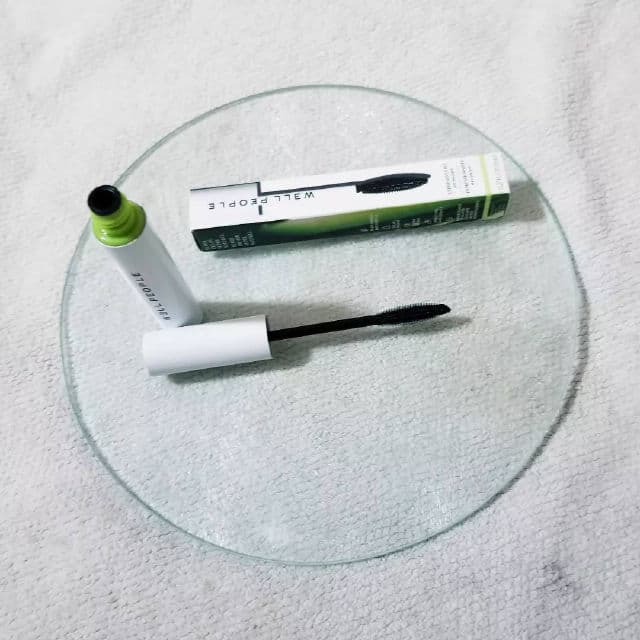 Well People Expressionist Pro Mascara review photo by callmeinge