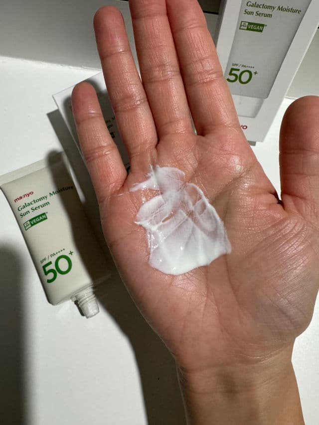 manyo Galactomy Sun Serum SPF50+ PA++ review photo by AngieQuantas
