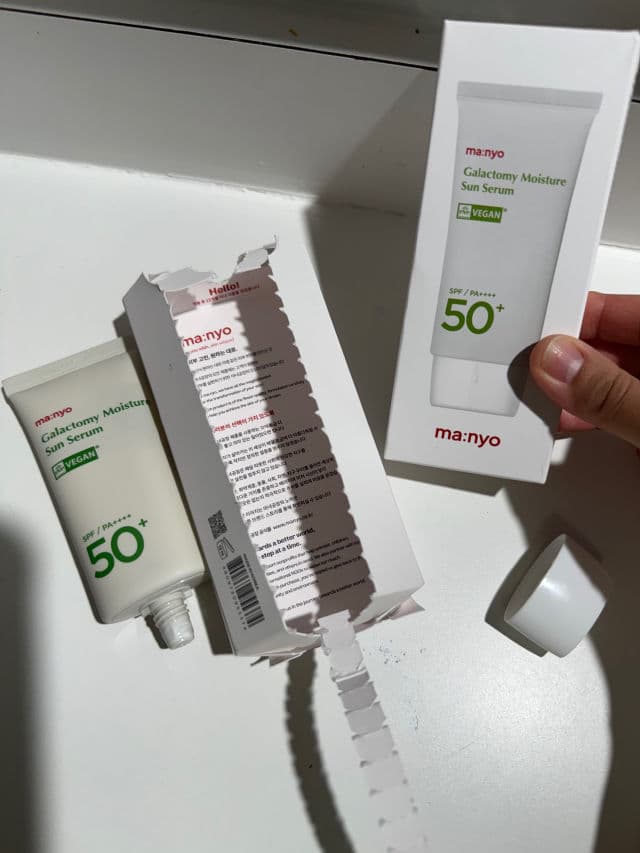 manyo Galactomy Sun Serum SPF50+ PA++ review photo by AngieQuantas