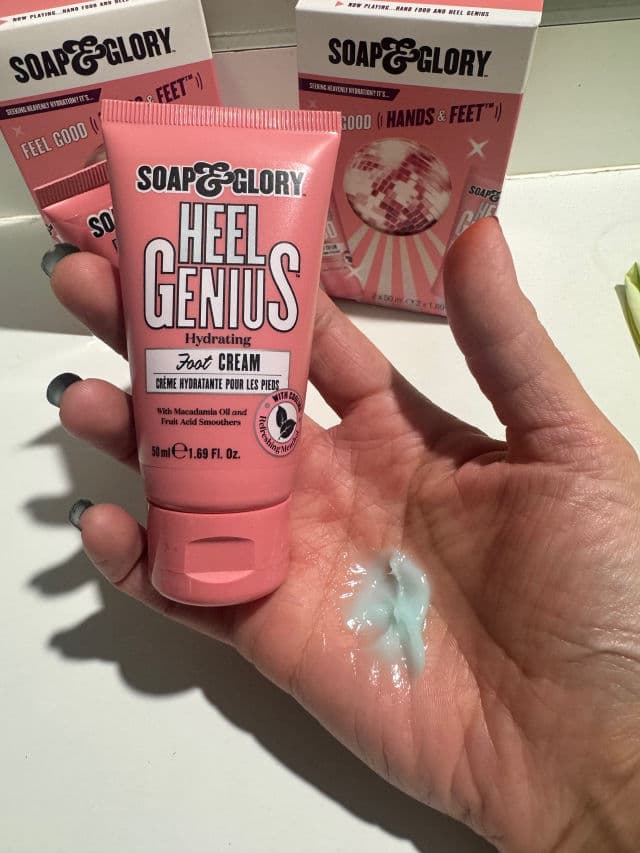 Soap & Glory Heel Genius Amazing Foot Cream review photo by AngieQuantas