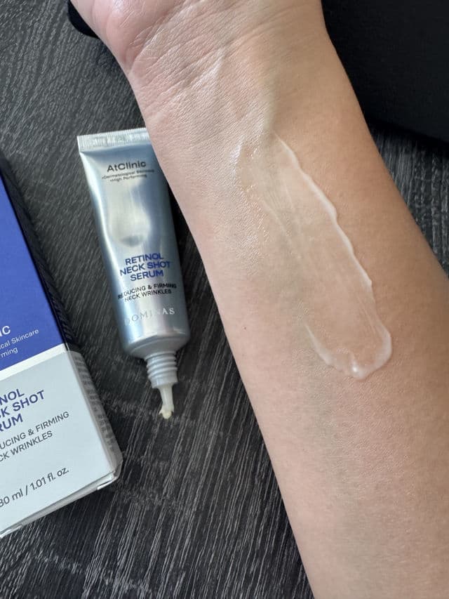 Dominas Dominas AtClinic Retinol Neck Serum review photo by AngieQuantas
