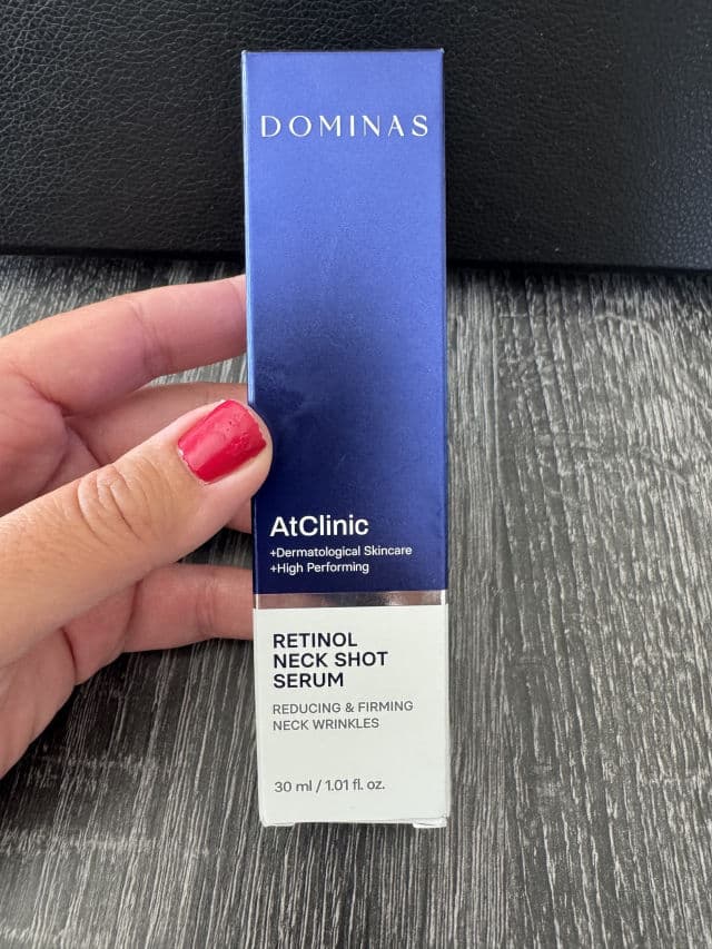 Dominas Dominas AtClinic Retinol Neck Serum review photo by AngieQuantas