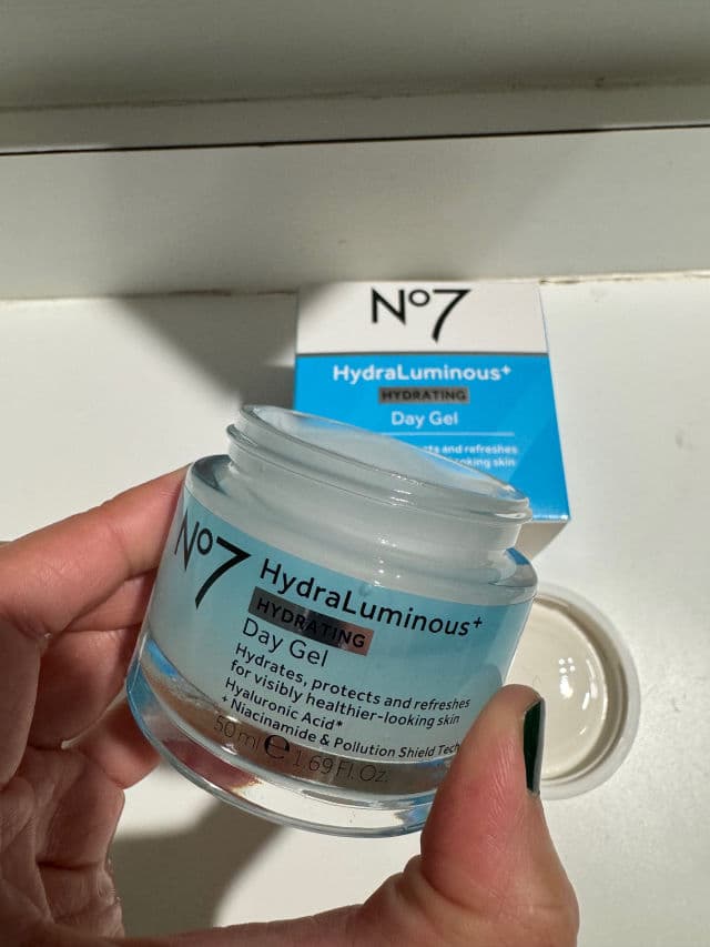 No7 HydraLuminous Water Surge Gel Cream review photo by AngieQuantas