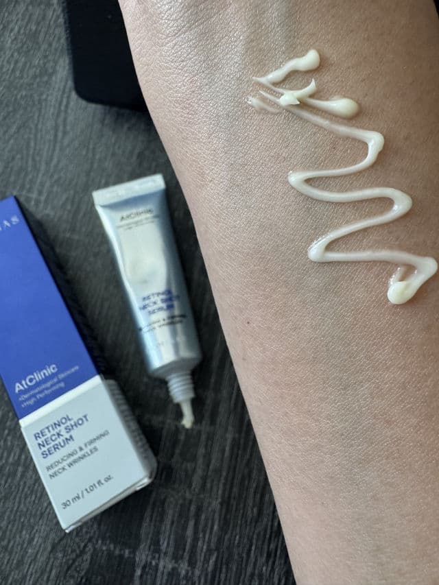 Dominas Dominas AtClinic Retinol Neck Serum review photo by AngieQuantas