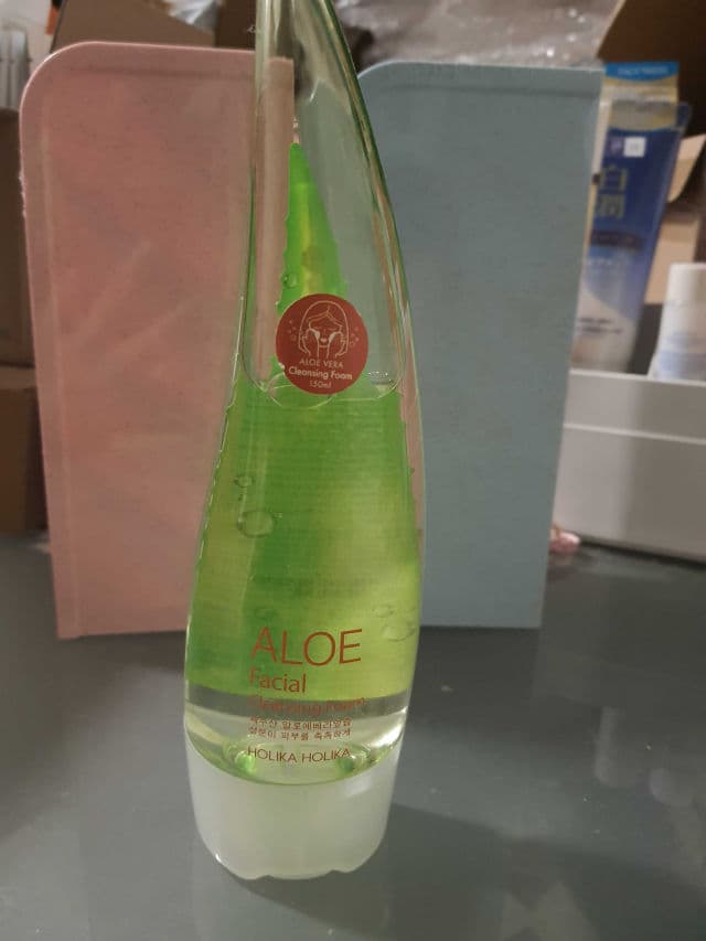 HOLIKA HOLIKA Aloe Facial Cleansing Foam review photo by ChristieX