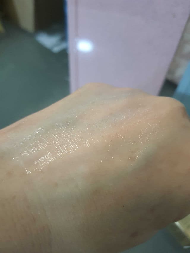 AHC Age Defense Real Eye Cream for Face review photo by ChristieX