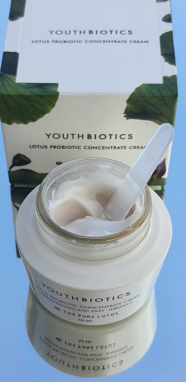 The Pure Lotus Youth Biotics Lotus Probiotic Concentrate Cream review photo by ChristieX