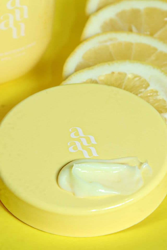 Auau Vitamin Whitening Moisture Cream review photo by mochiface