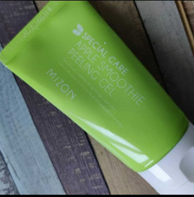 Mizon Apple Smoothie Peeling Gel review photo by Lesyao