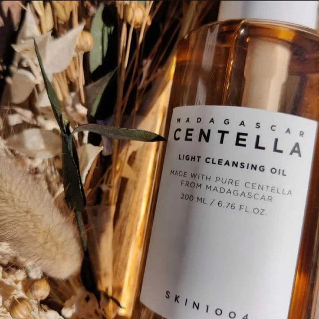 Madagascar Centella Light Cleansing Oil product review