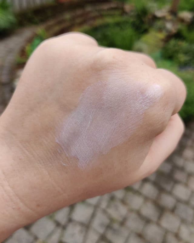 Avene Mineral Lotion SPF 50+ review photo by Lesyao