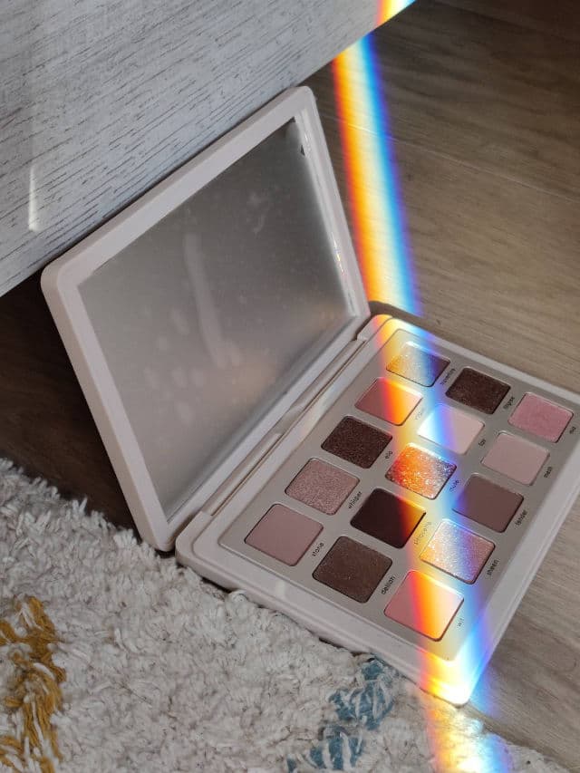 Natasha Denona I Need a Nude Eyeshadow Palette review photo by Lesyao