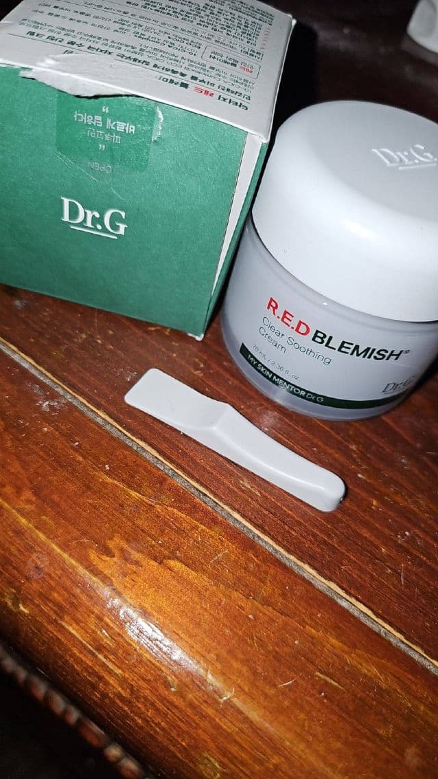 DR.G [Discontinued] R.E.D Blemish Clear Soothing Cream review photo by Nickers402