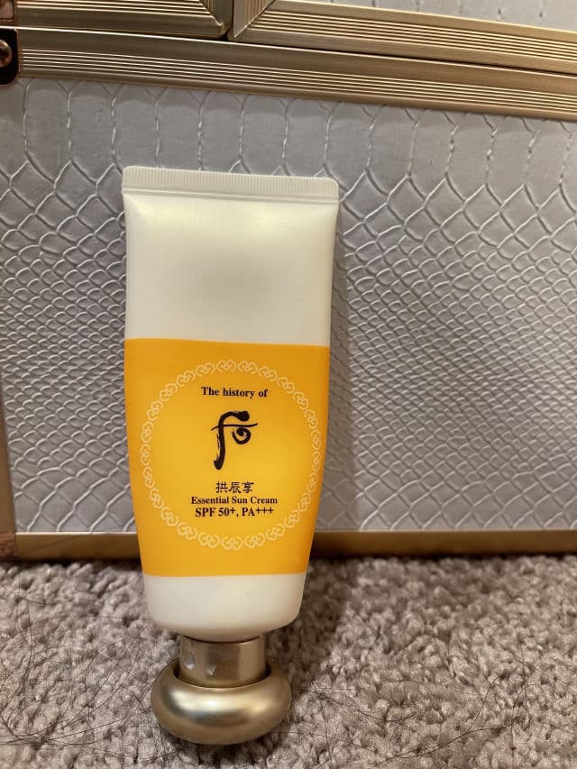 The History of Whoo Gongjinhyang Jin Hae Yoon Sun Cream SPF 50+ PA+++  review photo by nhinguyen3196