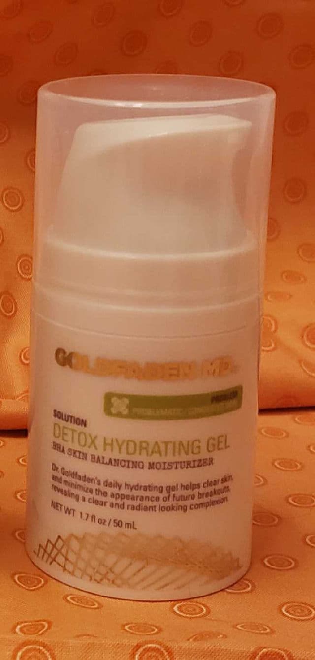Goldfaden MD Detox Hydrating Gel - BHA Skin Balancing Moisturizer review photo by Beckster