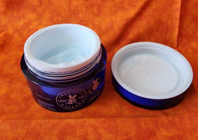 FaceTory Moon Velvet Sleeping Mask with Shea Butter and Azulene review photo by Beckster