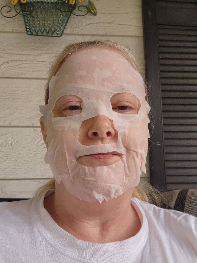 The Creme Shop Rose & Gold Fusion Sheet Mask review photo by Beckster