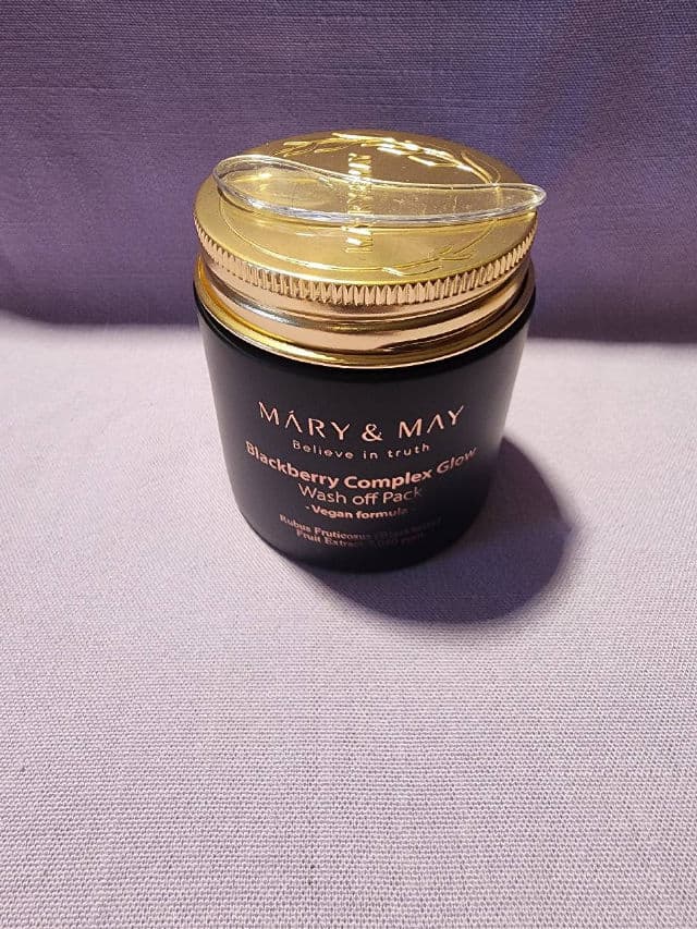 Blackberry Complex Glow Wash Off Pack product review