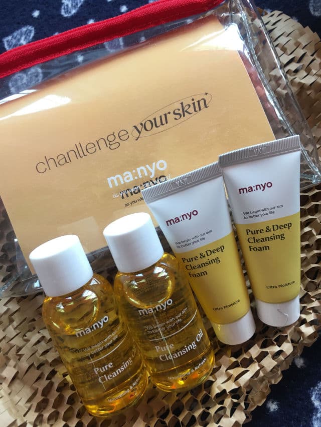 manyo Pure & Deep Cleansing Foam review photo by Alleyson