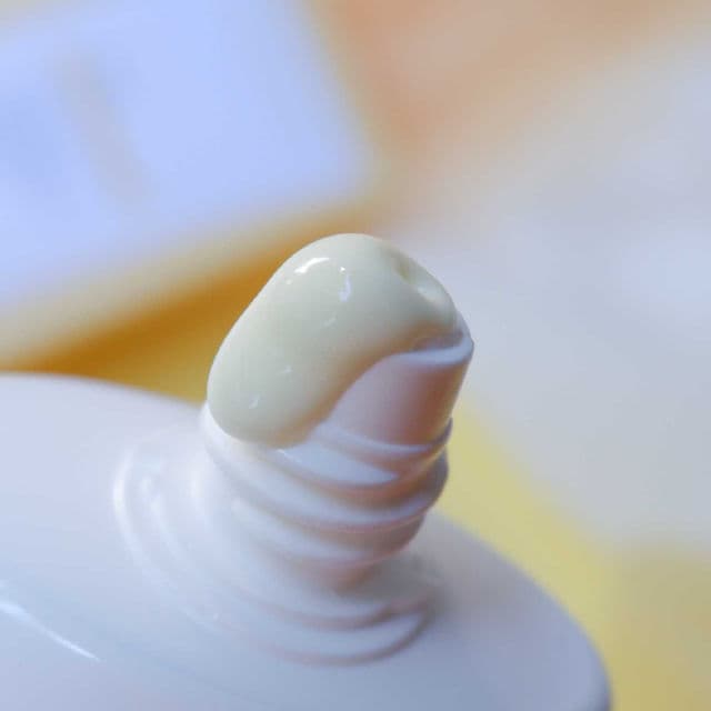 Dear, Klairs All-day Airy Sunscreen SPF50+ PA++++ review photo by CLThingsiLove
