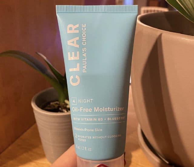Paula's Choice Clear Oil-Free Moisturiser review photo by daniellesheree
