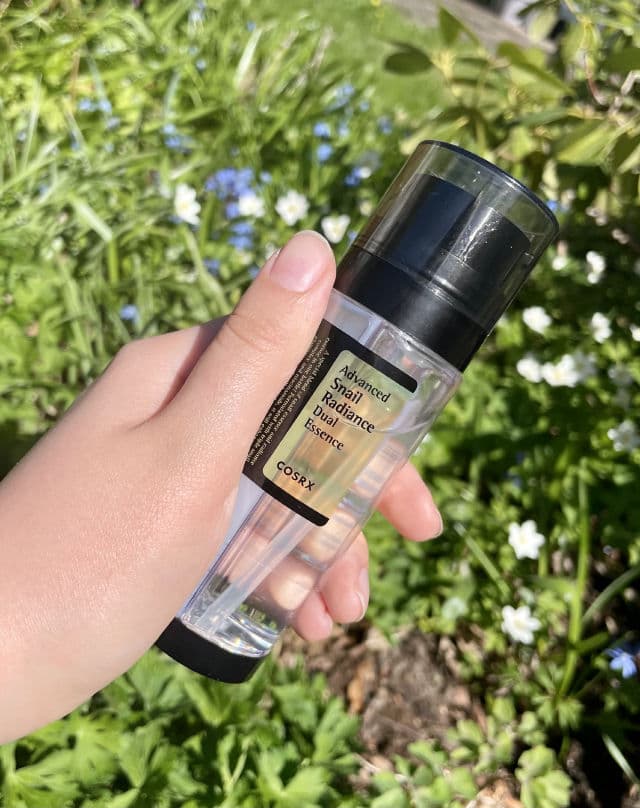 COSRX Advanced Snail Radiance Dual Essence review photo by Skonhetsfantast