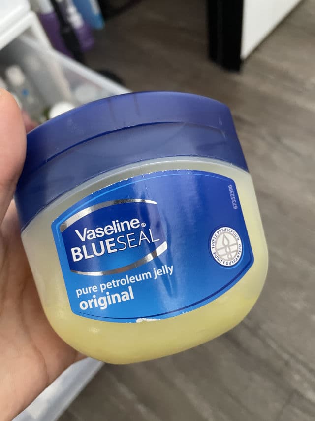 Vaseline Healing Jelly Original review photo by Jyying