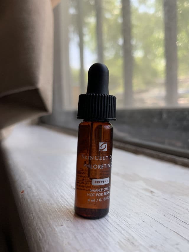SkinCeuticals Phloretin CF review photo by JennyHo